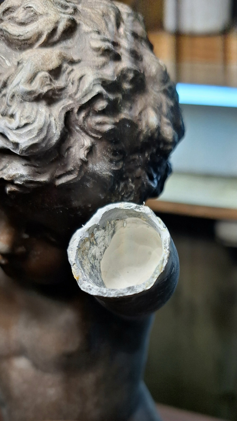 restaura&ccedil;&atilde;o bra&ccedil;o estado original remo&ccedil;&atilde;o do gesso de uma estatueta de cupido em estanho aprox da d&eacute;cada de 1930 