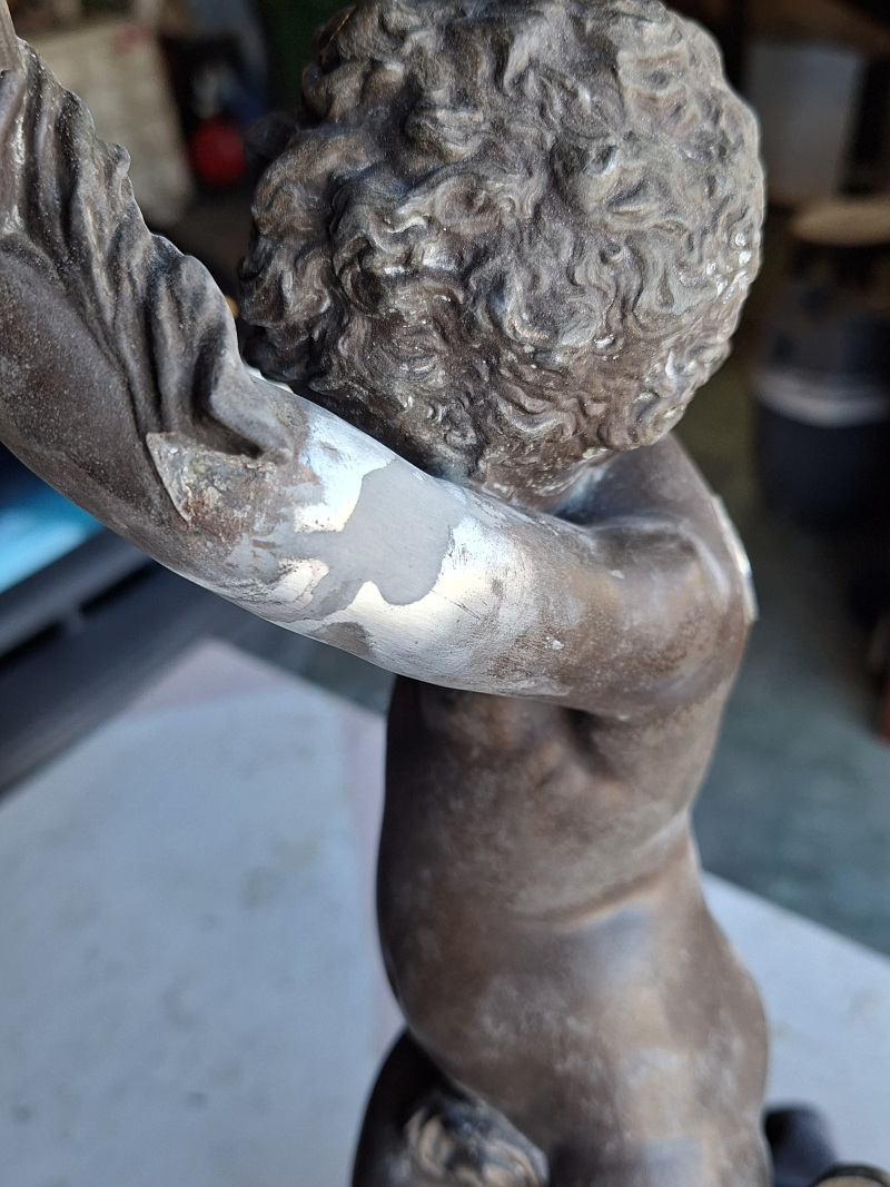 restaura&ccedil;&atilde;o bra&ccedil;o enchimento e uniformiza&ccedil;&atilde;o da superficie estanho 